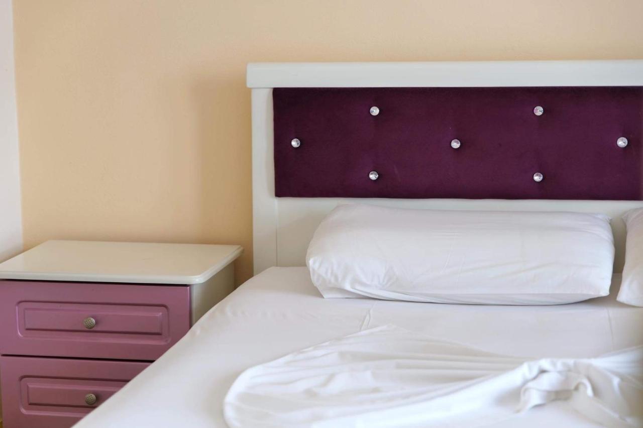 Hotel Erdano Saranda Kültér fotó