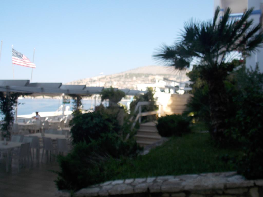Hotel Erdano Saranda Kültér fotó